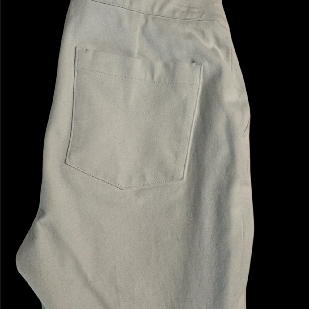 SPANX Women's Cropped Pants in White